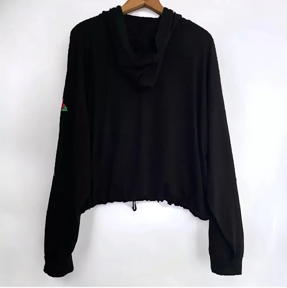 Streetwear Society Hooded Angel Top Sz Medium Roses Black Longsleeve Womens Jr. - Picture 7 of 9
